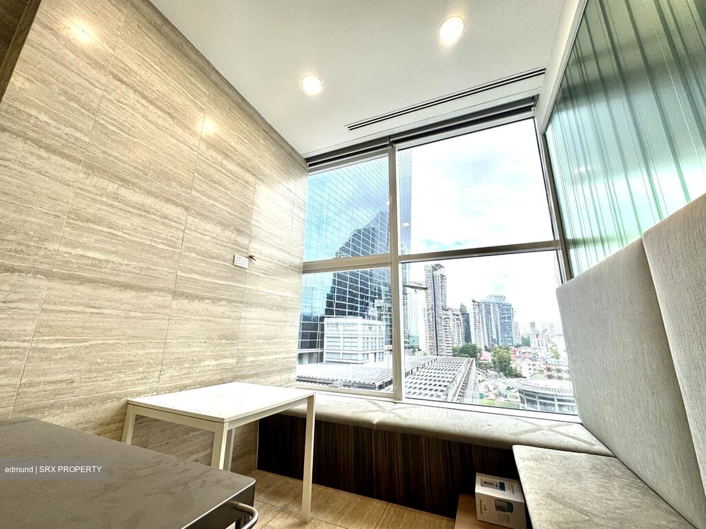 Jalan Tan Tock Seng (D11), Retail #503291241